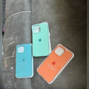 Apple iphone 15 pro max silicone case bundle